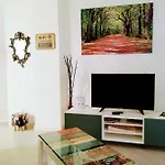 Apartament www Goyahospitales es Bajo D León